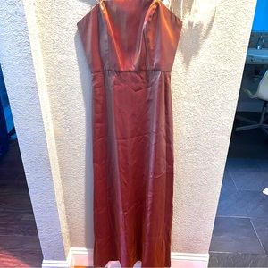 *BRAND NEW NEVER WORN PROM DRESS*